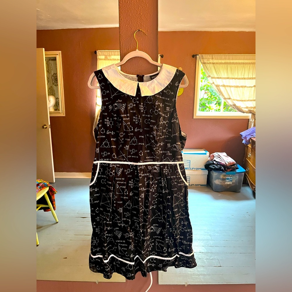 Retrolicious math dress w/peter pan collar and pockets ModCloth
